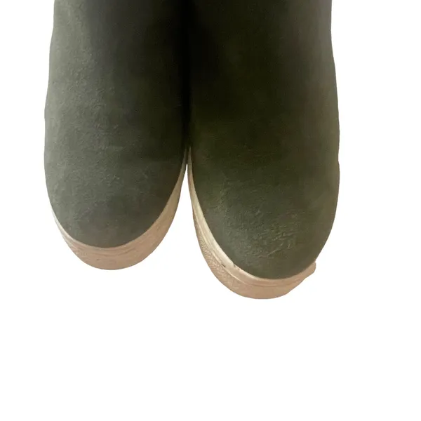 Steve‎ Madden Women's Size 7.5 Suede Leather Green Wrangle High Top Sneakers - Image 3