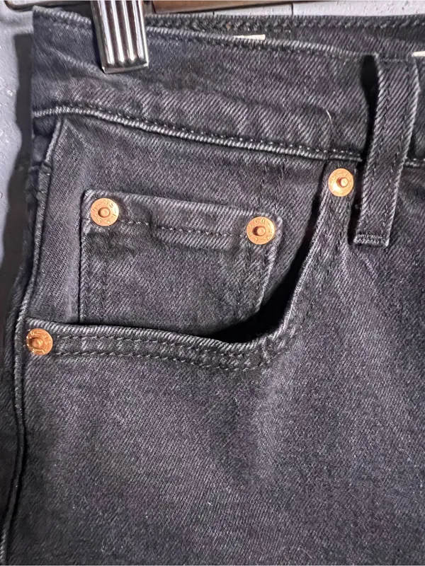 Levi’s Shorts Bundle in Size 24. Black one is Rib Cage. Blue one is 501. - Image 5
