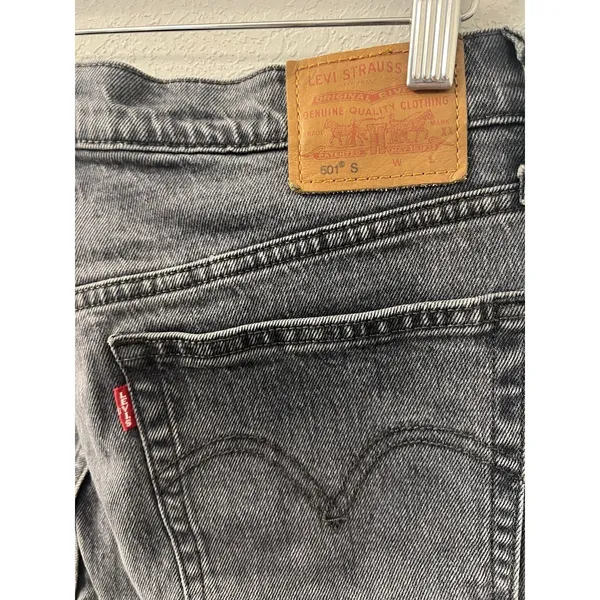 Levi's‎ 501 Black Distressed Button Fly High rise Jeans Womens Size W30 L28 - Image 3