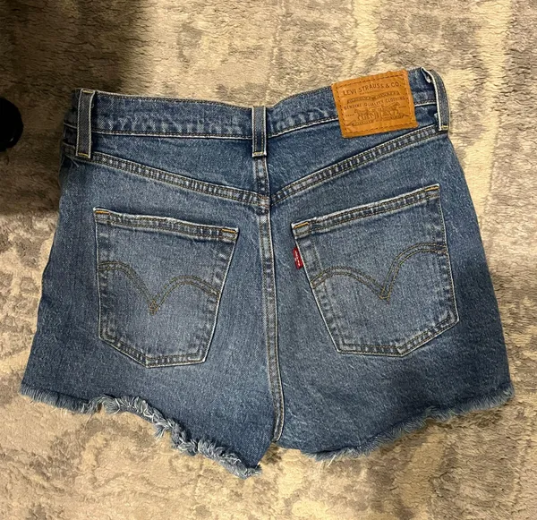 Levi's Ribcage Shorts - Image 5