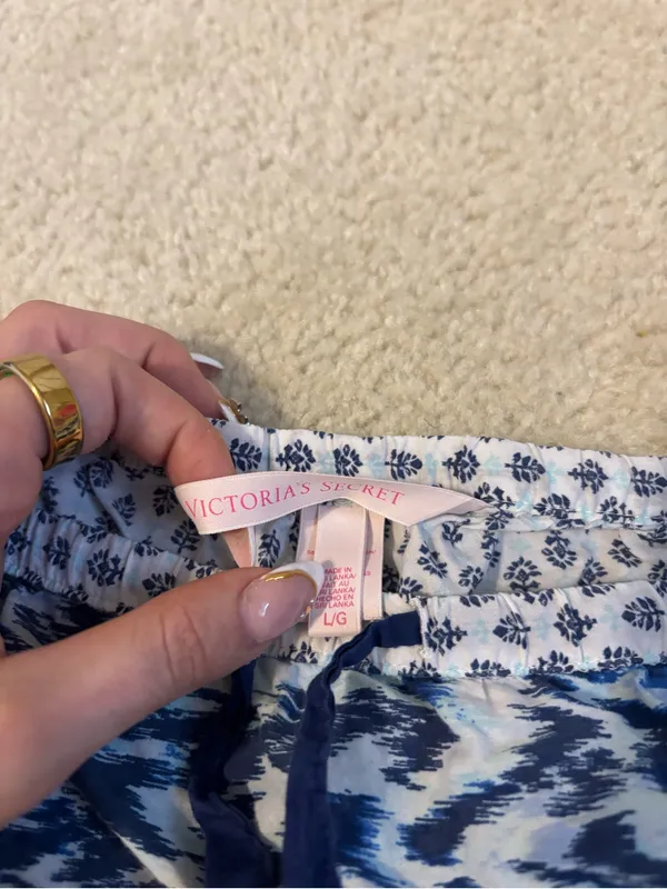 Victoria's Secret Blue and White Printed Sleep Shorts - Image 2
