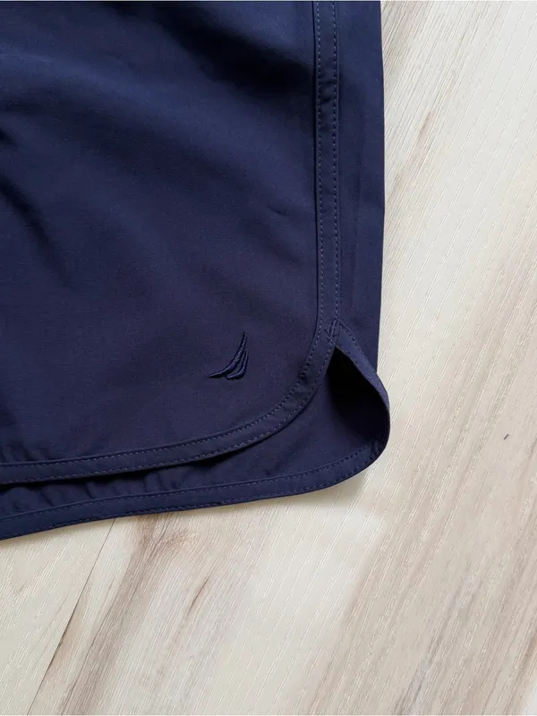 Navy Nautica shorts size M - Image 2