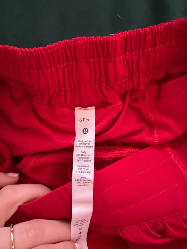 Lululemon Hotty Shorts 2.5" - Image 2