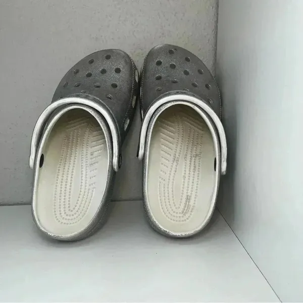 Crocs Classic Glitter II Clog Shoe 'Silver' Size Men's 4 /Women's 6 - Image 9
