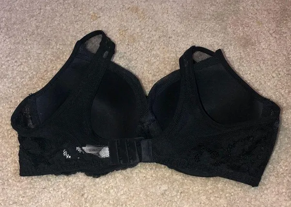 Black lace padded bralette Size undefined - Image 3