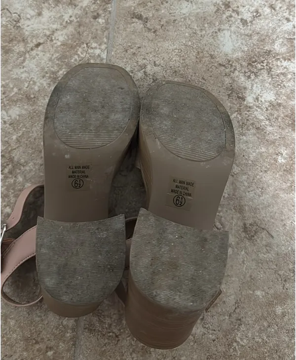 Soda Platform Sandals - Image 3