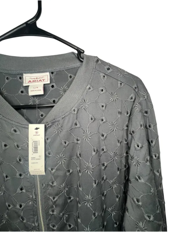NWT Ariat Grey Eyelet Cut Out Embroidered Zip Up Lightweight Western Bomber Jack - Image 2
