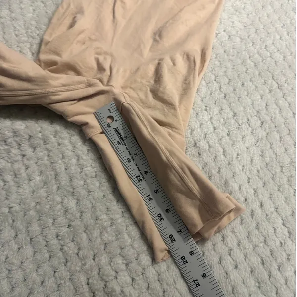 Spanx Shapewear Shorts Women's Medium Nude High Waist NWOT - Image 8