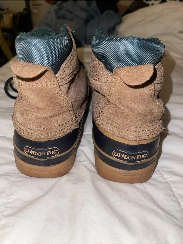 Vintage London Fog Saddle Back Brown Suede & Navy Rubber Duck Boots - Sz 8M - Image 4