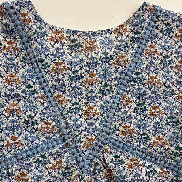 Holding Horses Anthropologie Blue Floral Babydoll‎ Mini Dress Crochet Trim - 10 - Image 8