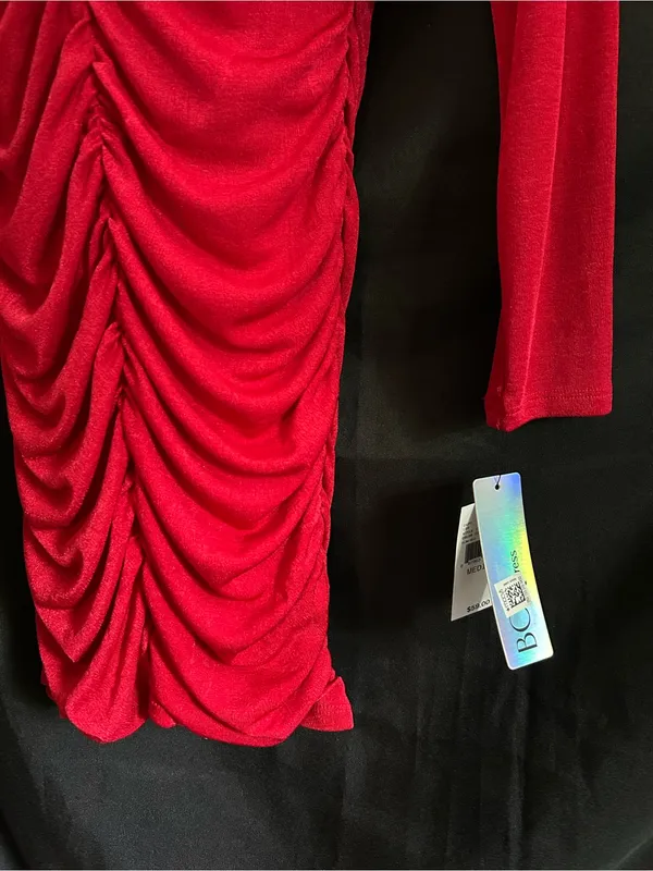 BCX Women’s Red Ruched Long-Sleeve Mini Dress Keyhole Detail MD NWT - Image 4