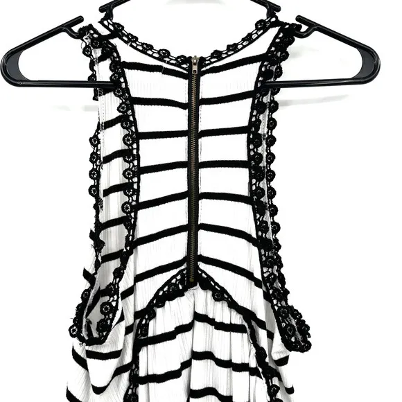 Altar'd State size Small white with black stripes and black crochet‎ accents - Image 6