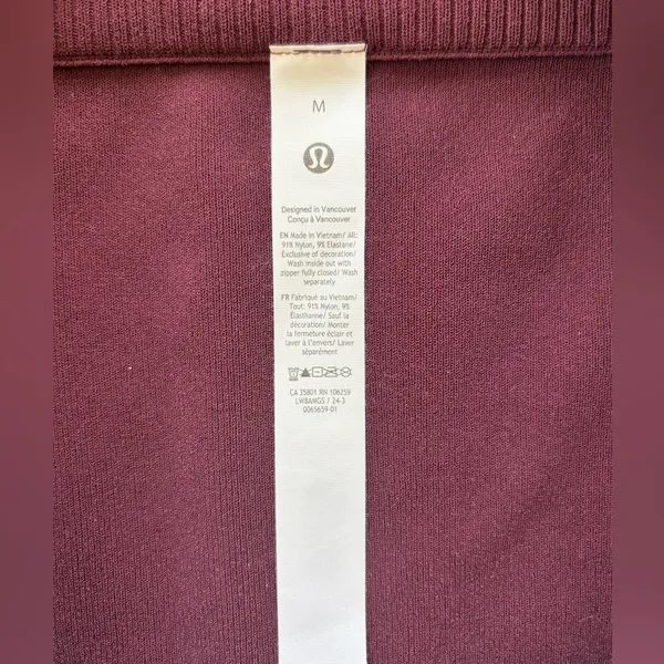 Lululemon‎ Ribbed Knit Mini Skirt medium athleisure streetwear layered staple - Image 5