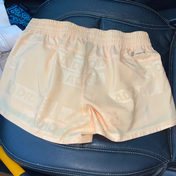 Adidas shorts - Image 3