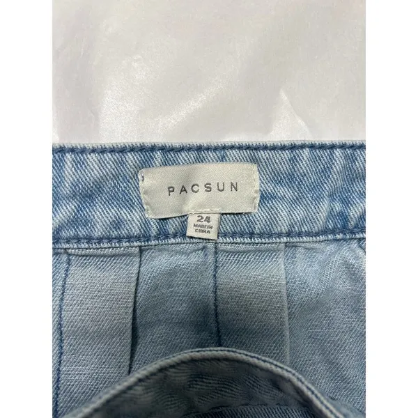 Mid Rise Pleated Denim Mini Skirt. Size 24. - Image 4