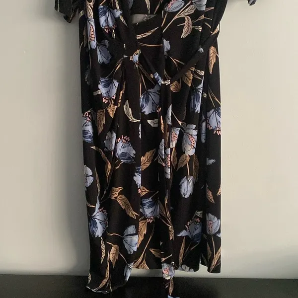 Motherhood Maternity Floral Wrap Dress - Image 5