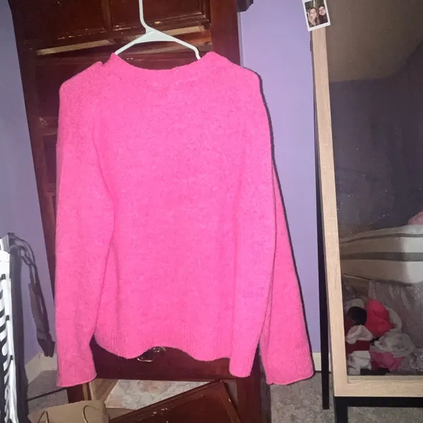 American Eagle Pink oversized  sweater! - Image 2