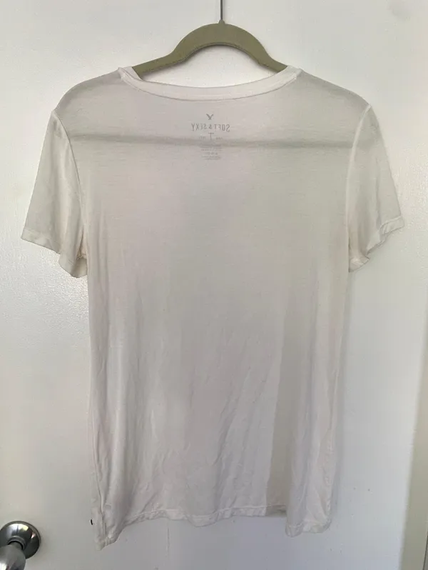 American Eagle White Tshirt - Image 2