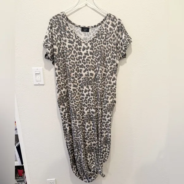 VICI Leopard‎ Print V-Neck Dress size Small - Image 3