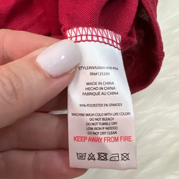 NWT Rae Dunn Merry Graphic Top - Image 7