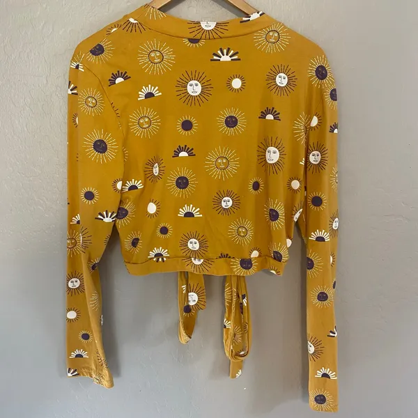 Altar Houseline 2XL Tie Front Wrap Crop Top Long Sleeve Celestial Sun Boho - Image 2