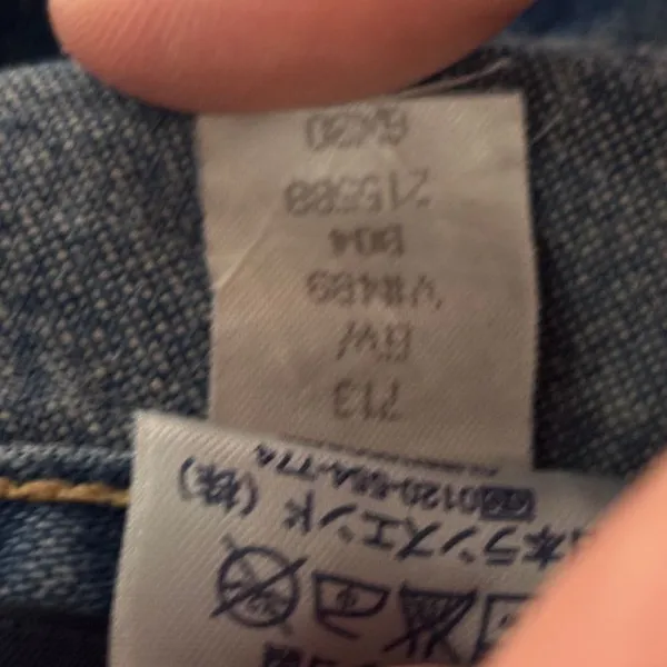 Lands' End Women's Size 6 Straight Leg Medium Wash Denim Blue Jeans - Image 5
