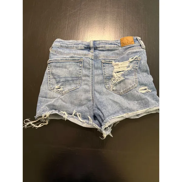 American Eagle Shortie High Waisted Distressed Denim Shorts Light Wash Blue Sz 8 - Image 6