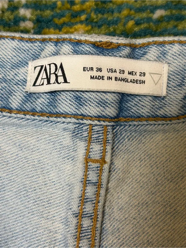Zara High Rise Wide Leg Jeans Light Wash 100% Cotton Size 29 - Image 4