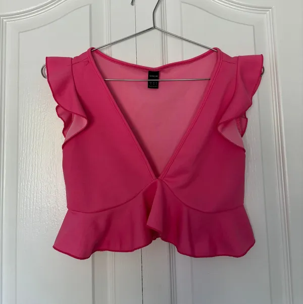 SheIn Pink Crop Top - Image 2