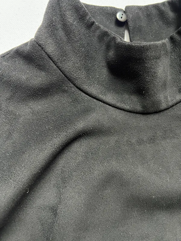 GUESS Women’s High Neck Cropped Sleeveless Suede Top - Size S - Image 3