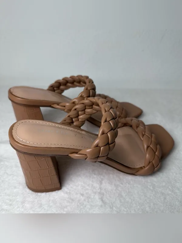 Sincerly Jules Braided Brown Block Heel Mule Slides in Size 7.5 - Image 2
