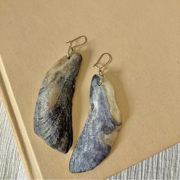 Mussel Shell Earrings Dangly Mermaidcore Beachy Coastal Eclectic Boho Jewelry - Image 3