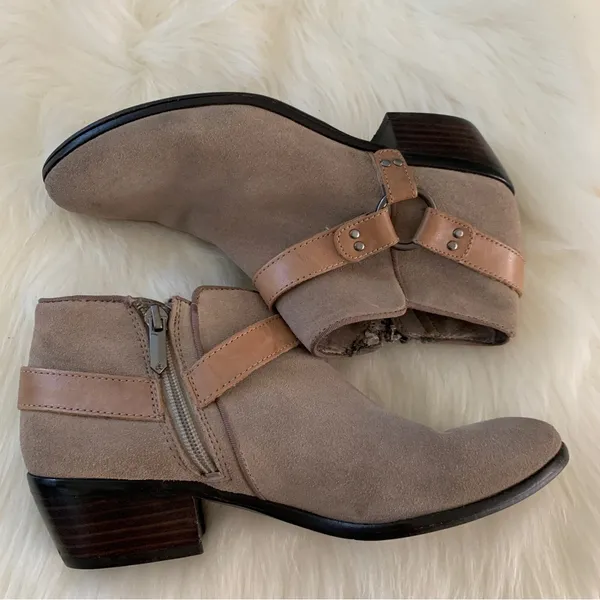 Sam Edelman Phoenix Taupe Suede Ankle Bootie Leather Strap Boot Size 7.5 - Image 2