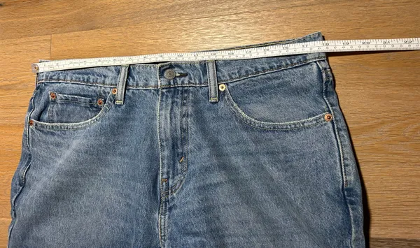 Levi's Women’s size 32 jeans/size 14 jeans - Image 10