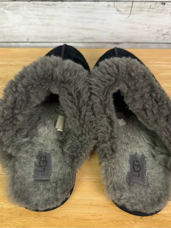 UGG Scuffette II slippers in black suede Size 9 - Image 3