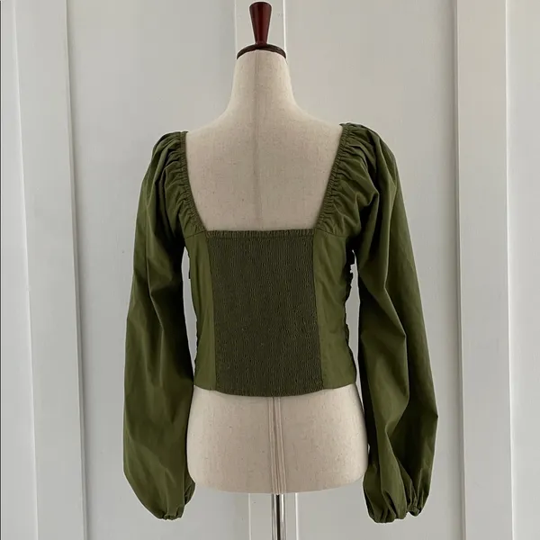 ABERCROMBIE & FITCH Puff Sleeve Pleated Bodice Ruched Crop Top in Green Size M - Image 5