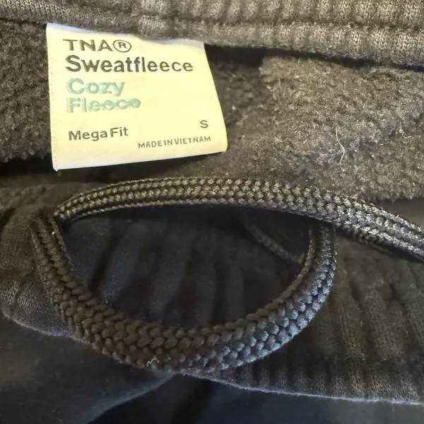 TNA Sweatfleece Joggers Women's Small‎ Black Cozy Fleece Mega Fit Streetwear EUC - Image 2