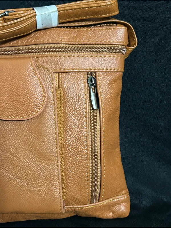 Maze On The Go Genuine Soft Leather Tan Crossbody Bag Purse NWT - Image 3
