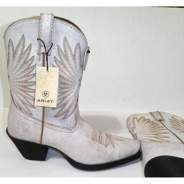 New NWT Womens 7 Ariat Goldie Boot Western Distressed White Leather Short Pretty - Image 3