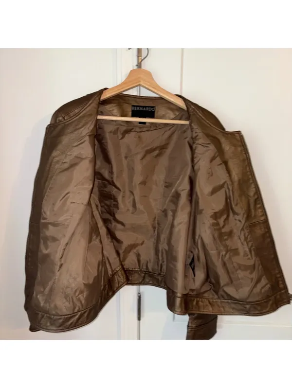 Bernardo Woman’s 2x NWOT $385 Genuine Leather metallic bronze jacket Zip Front - Image 6