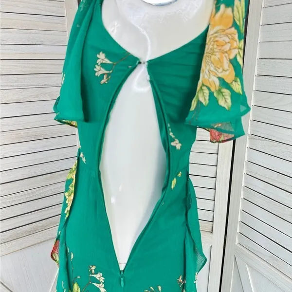 Lulus Romantic Love Floral Chiffon Ruffle Cold Shoulder Midi‎ Dress Green XS - Image 9
