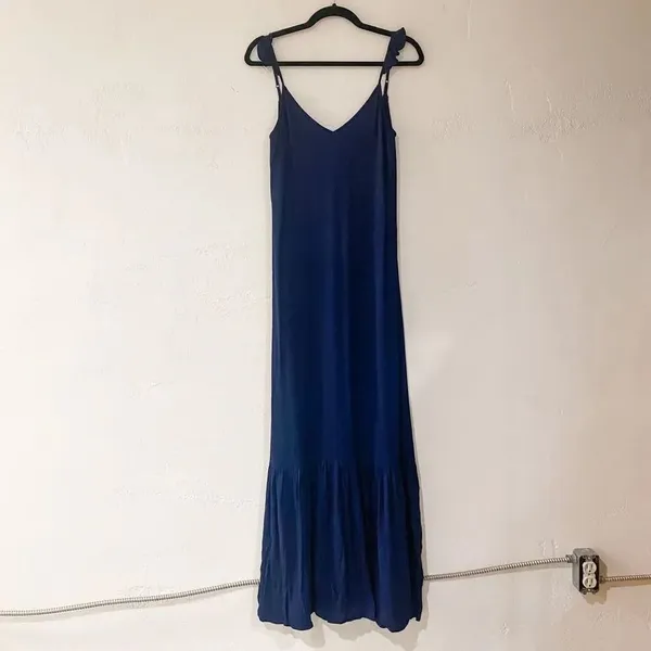 Line & Dot Vella Frill Maxi Dress in Navy Blue Small - Image 2
