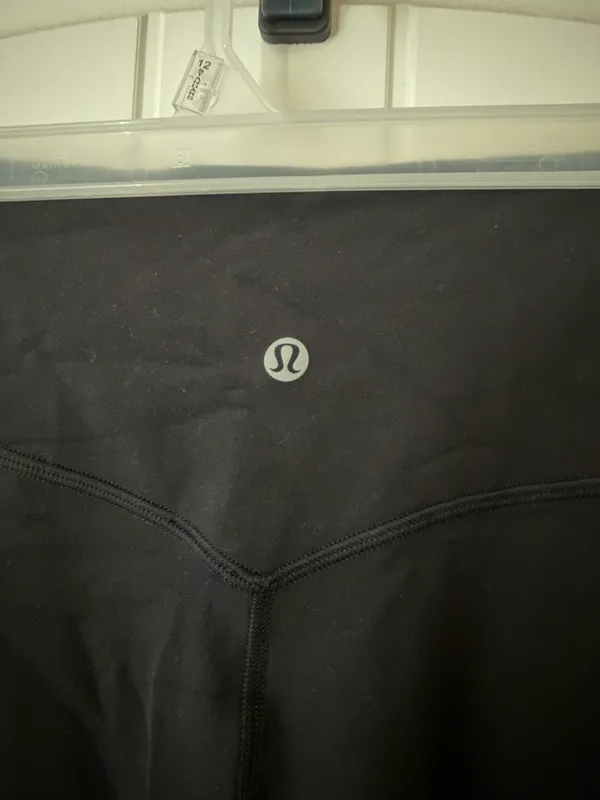 Lululemon Joggers Studio - Image 4