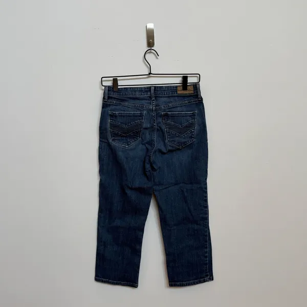 Levi's Demi Curve Classic Cropped Jeans Size 4/27 Low Rise Dark Wash - Image 6