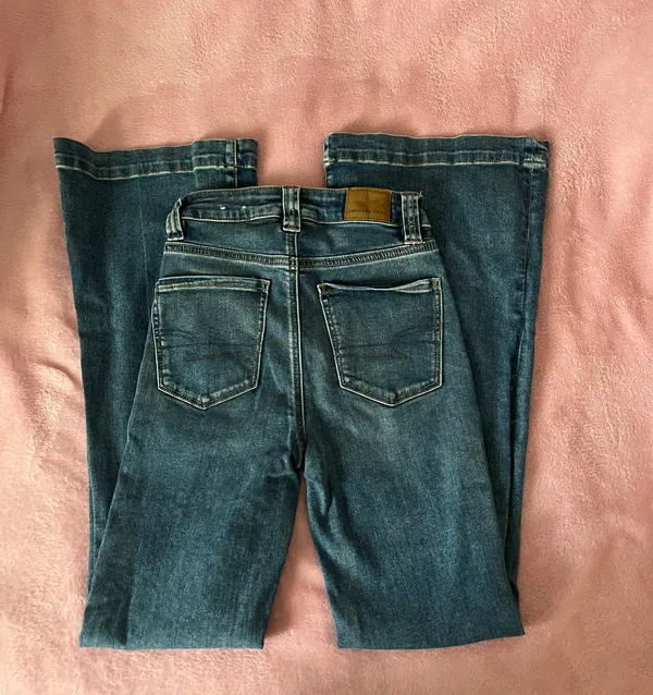 American Eagle Outfitters Flare Jeans - Image 3