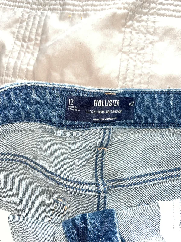 Hollister Shorts - Image 3
