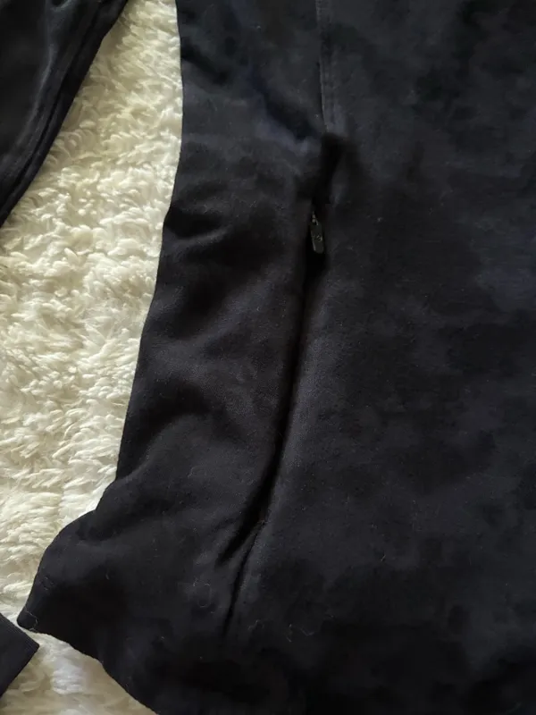 Amazon Long Sleeve Top - Image 3
