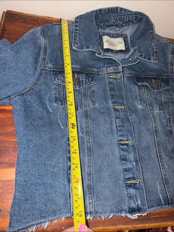 Vintage Cottagecore Charm Cutoff Jean Jacket Teachercore Denim jacket 90s - Image 8