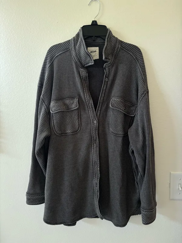 Aerie Women’s Lumberjane Waffle Knit Shacket Button-Up Shirt Dark Grey XS - Image 2