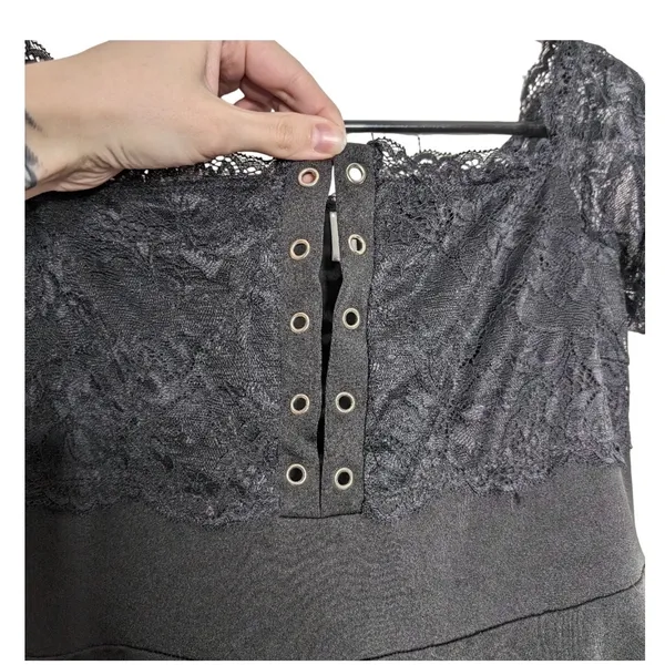 Black Lace Up Dress Off-Shoulder Grommet M Dark Romantic Whimsigoth Witchy‎ Sexy - Image 5